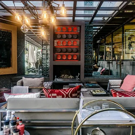 Apartment Fucsia Luxury Hotel *
